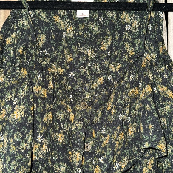 Dress - Picture 3 of 6